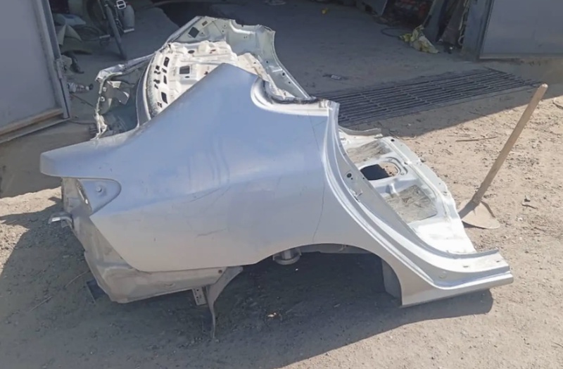 Звднее крыло Hyundai Avante 2008